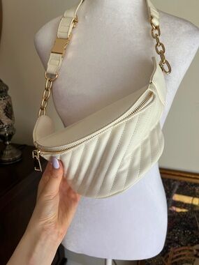 Cream Quilted Crossbody Belt Bag with Gold Chain Strap